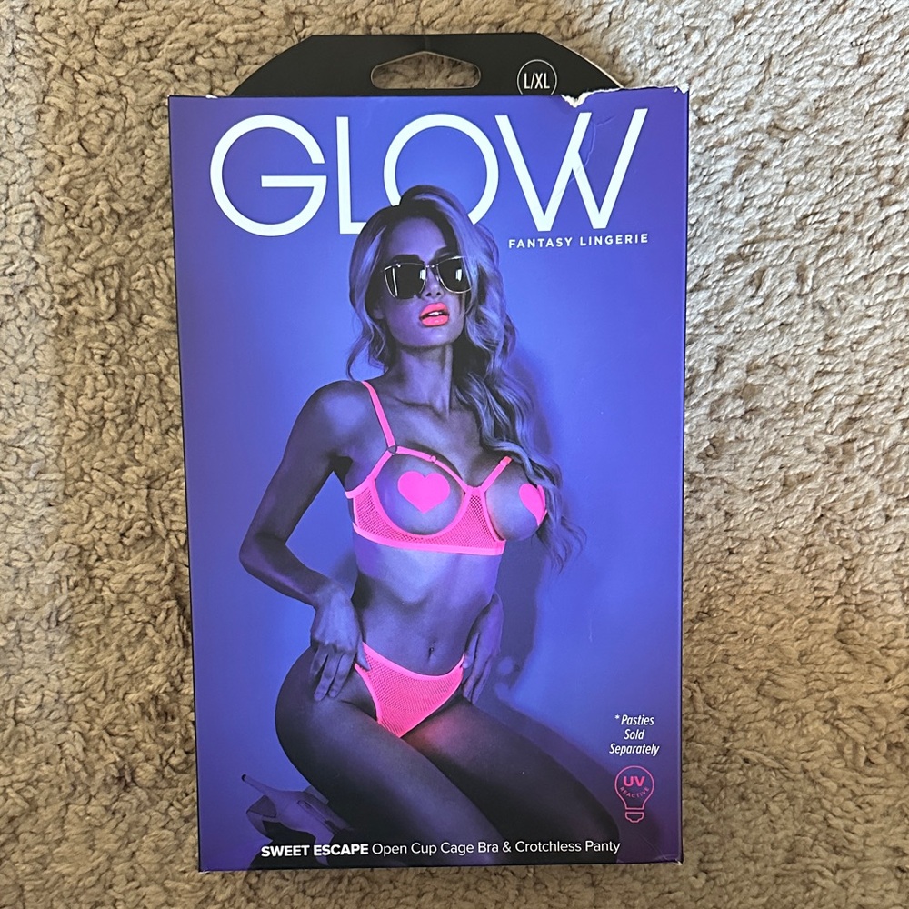 GLOW Sweet Escape Open Cup Cage Bra & Crotchless Panty - Neon Pink